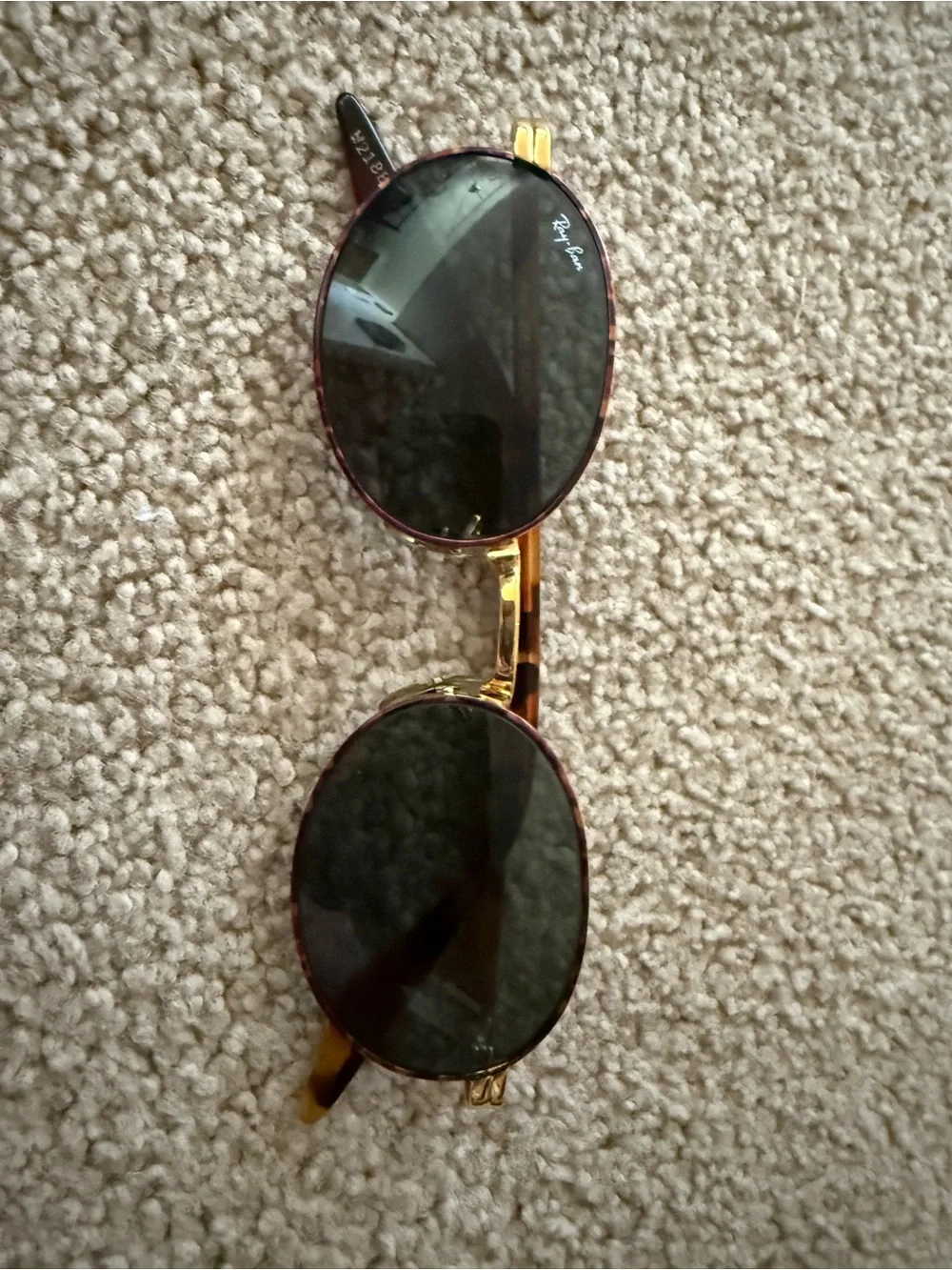 Ray-Ban (Vintage) Gold Frame Tortoiseshell Temples